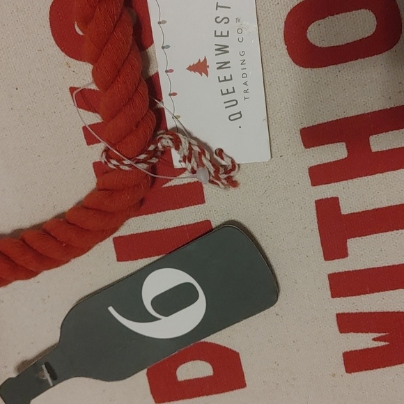 Canvas Wine Tote with Red Text And Red Jute Rope Handles 6 Bottles Christmas - Picture 5 of 5